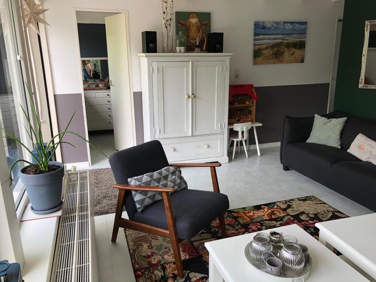 Vakantiehuis Lara Warmenhuizen ภายนอก รูปภาพ